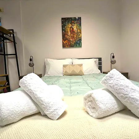 Odyssey 9 Urban 55m From μetro Thessaloníki