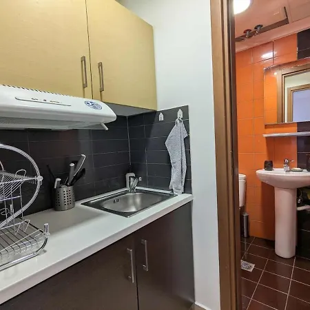 Odyssey 9 Urban 55m From μetro *