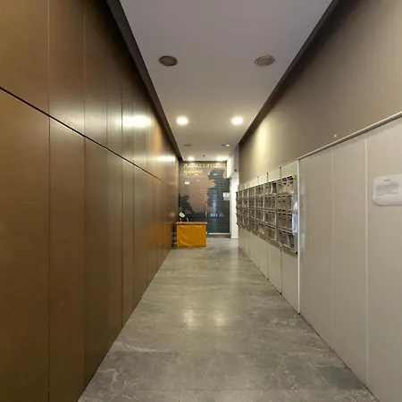 Odyssey 9 Urban 55m From μetro Lejlighed *