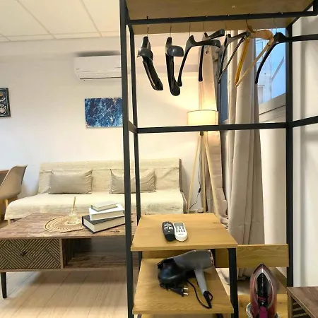 Odyssey 9 Urban 55m From μetro Апартаменты *