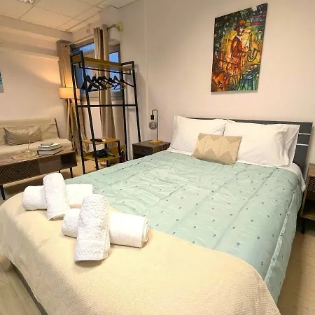 Odyssey 9 Urban 55m From μetro *