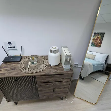 Apartament Odyssey 9 Urban 55m From μetro Saloniki