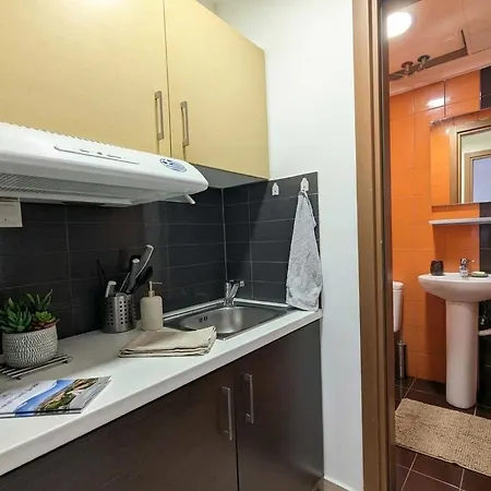 Odyssey 9 Urban 55m From μetro *