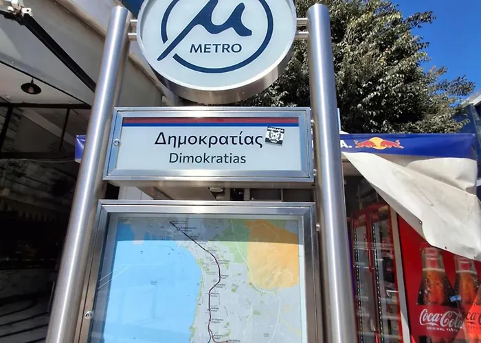 Odyssey 9 Urban 55m From μetro * Thessaloniki