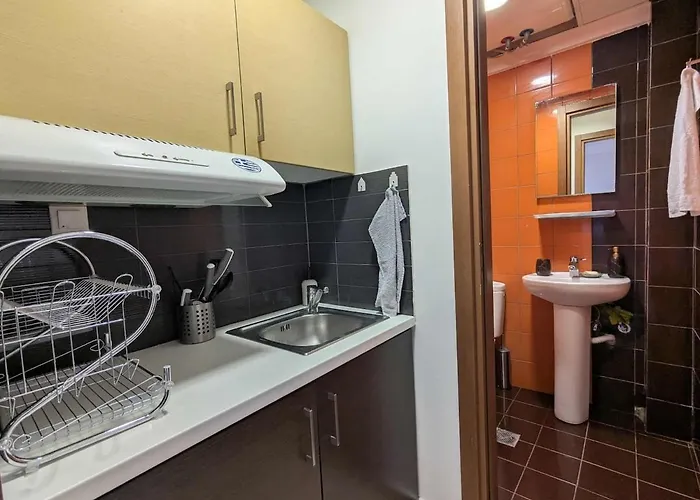 Odyssey 9 Urban 55m From μetro *