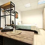 Odyssey 9 Urban 55m From μetro Lägenhet *