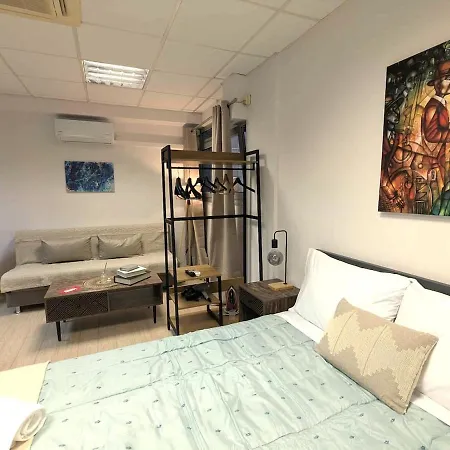 Odyssey 9 Urban 55m From μetro Апартаменты Салоники